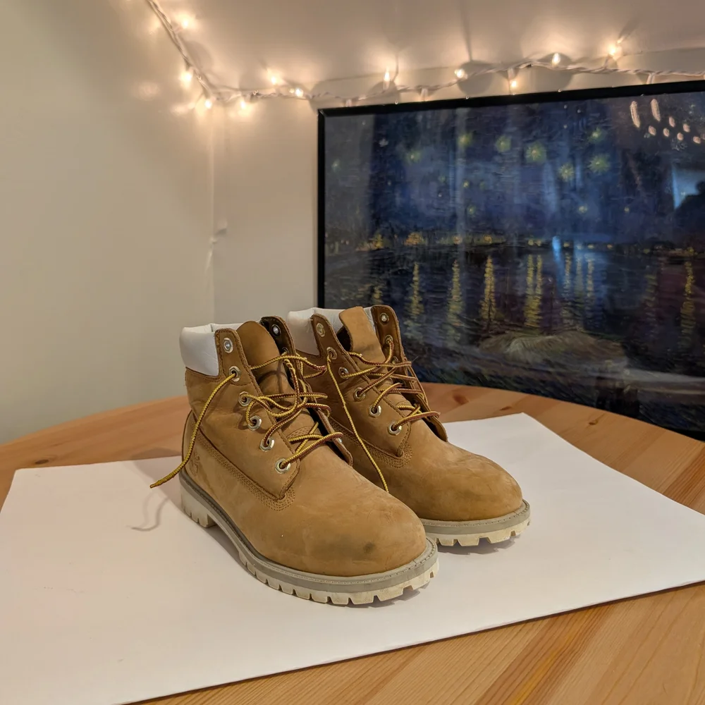 Timberland Unisex 6 Inch Premium Waterproof Boot 'Wheat White'